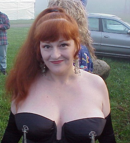 ../Pater_Nostril/sooze-tha-flooze.jpg