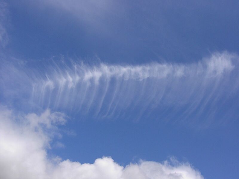 ../../5X-Day-Photos/EuroXDV-Avebury-Kiel/avebury-xdayspinecloud.jpg