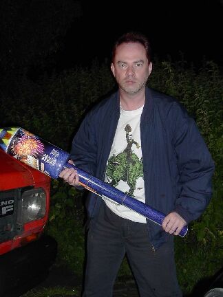 ../../5X-Day-Photos/EuroXDV-Avebury-Kiel/devizes-phi-montyarsenal.jpg