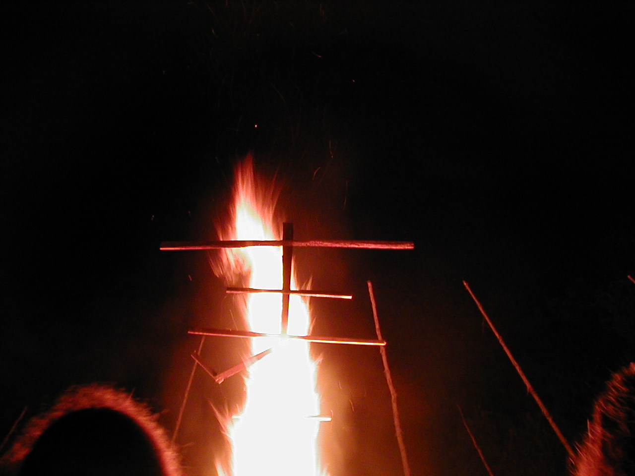 ../../5X-Day-Photos/Princess_Wei/Wei5X174-IkonFire.JPG