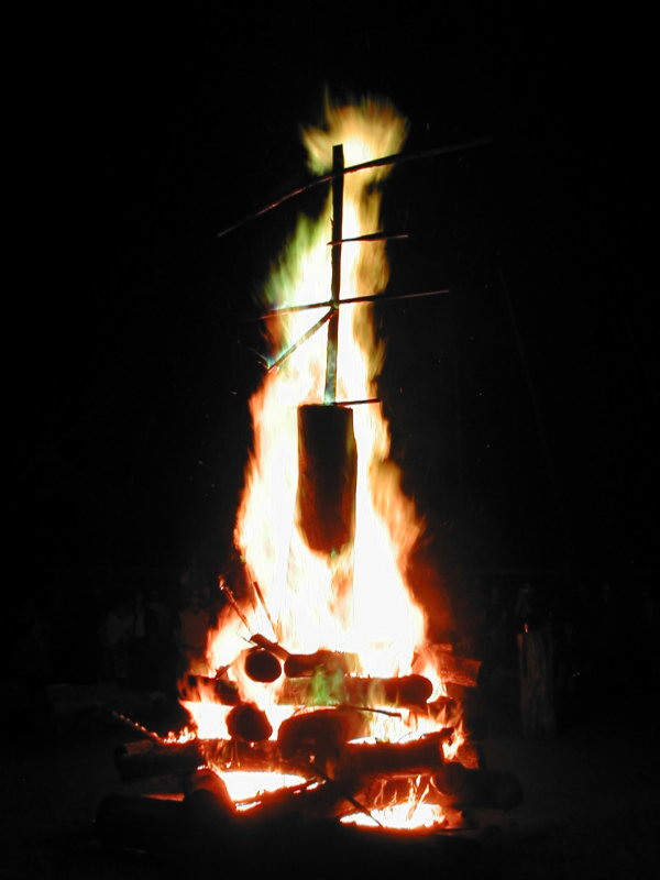 ../../5X-Day-Photos/frop-dec2/167-IKON-BURN.JPG