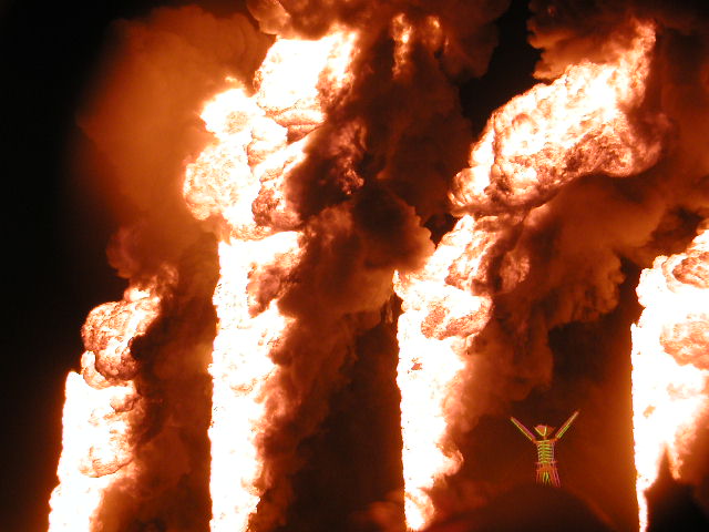 ../../01-BM/pd5-315fireballs-Man.JPG