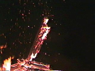 image/strwdbonfire_40-0.jpg, 11.8K