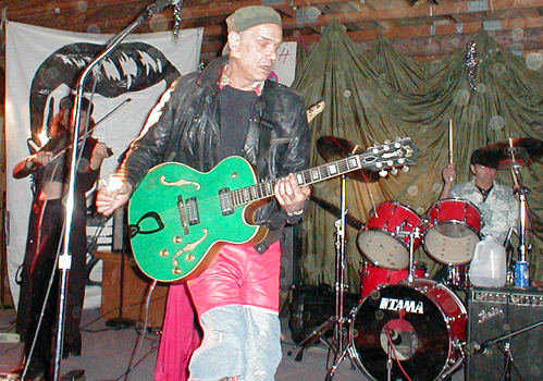 ESO-RockinDave.jpg
