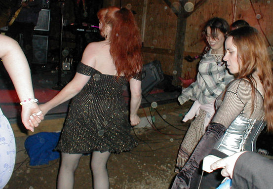 ESO-dancegrrls.jpg