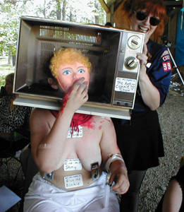 ../../5X-Day-Photos/0-small/140-TELEVANGELA-Susie-sm.jpg