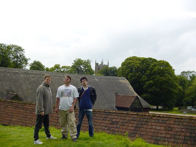 ../../5X-Day-Photos/EuroXDV-Avebury-Kiel/Avebury-Pap-BlackSlitta.jpg