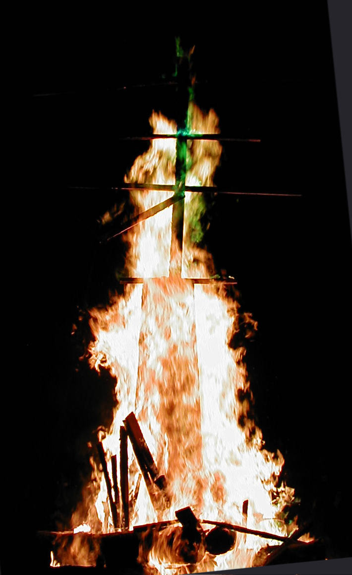 ../../5X-Day-Photos/Princess_Wei/Wei5X182-Green_Fire.JPG