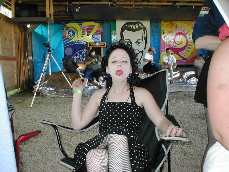 ../../5X-Day-Photos/frop-dec2/138-HELLENA-SIGNING.JPG