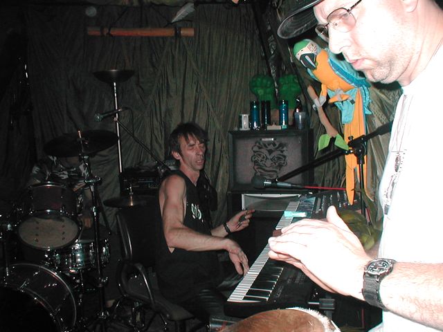 ../../6XDay-Photos/1Wei-Stang/4misc-rants/Wei-071Chaz-Toth.jpg