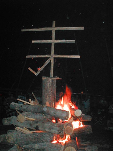 ../../6XDay-Photos/1Wei-Stang/6burning/Wei-3030-Ikon-Burn.jpg