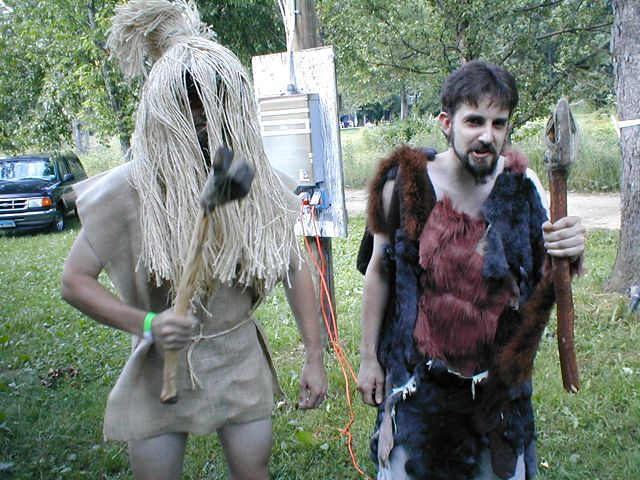 ../../6XDay-Photos/2Frop-Dec/Frop-096-RogueAmish.jpg