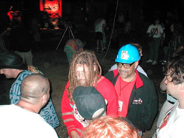 ../../6XDay-Photos/2Frop-Dec/Frop-206-RobbingGringo.jpg