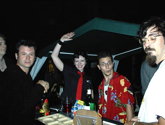 ../../6XDay-Photos/ChrisLee/XD6-37-drunks.jpg