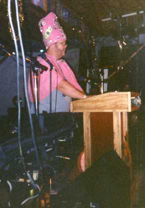 ../poindexter/popehuey.jpg