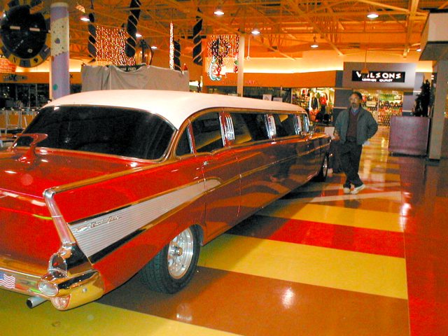 ../Xistlessnessmas2002/Stang'sCar.jpg