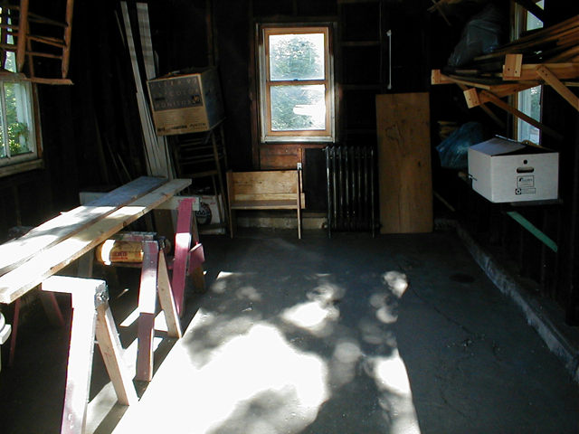 garage.jpg