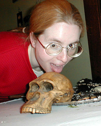 friday-gives-skull.jpg